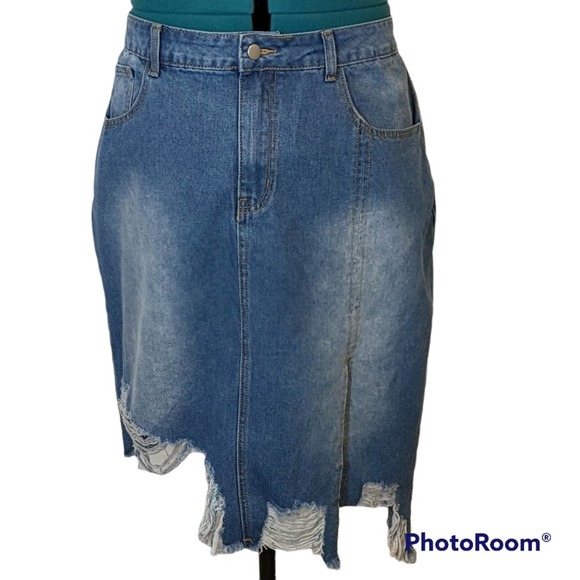 SHEIN Asymmetrical Hem Blue Denim Skirt Size 1XL - Picture 3 of 3